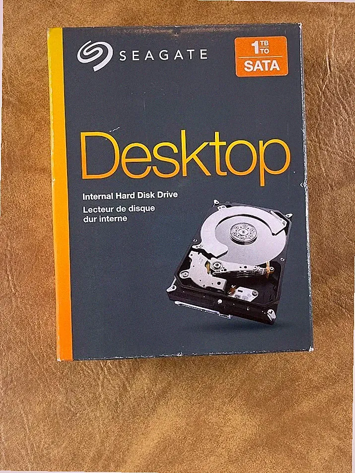 Seagate Barracuda Desktop Hard Drive 3.5 Internal ST310005N1A1AS-RK 1TB NIB 1TB