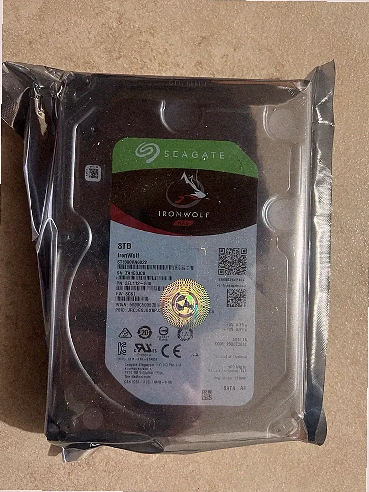 Seagate IronWolf ST8000VN0022 8 TB,Internal,7200 RPM,3.5 inch Hard Drive